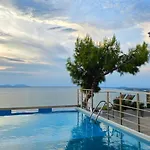 아파트 Hill Vlorë
