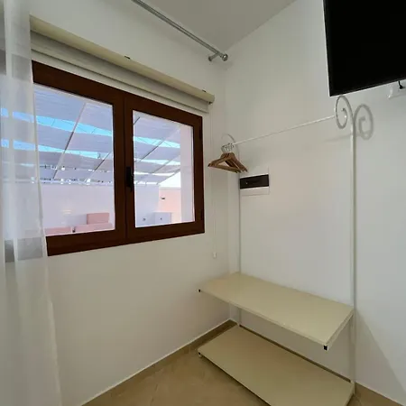 Hill Apartment Vlorë