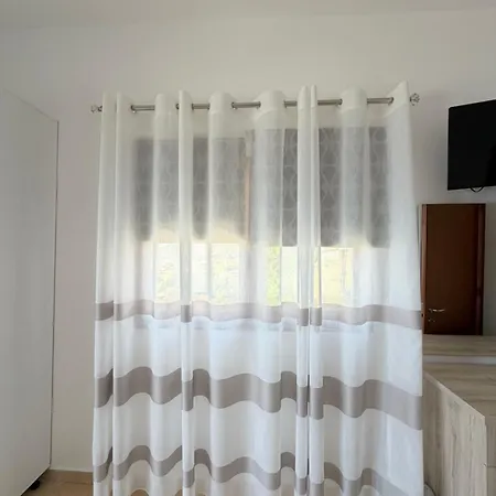 דירה Hill Vlorë
